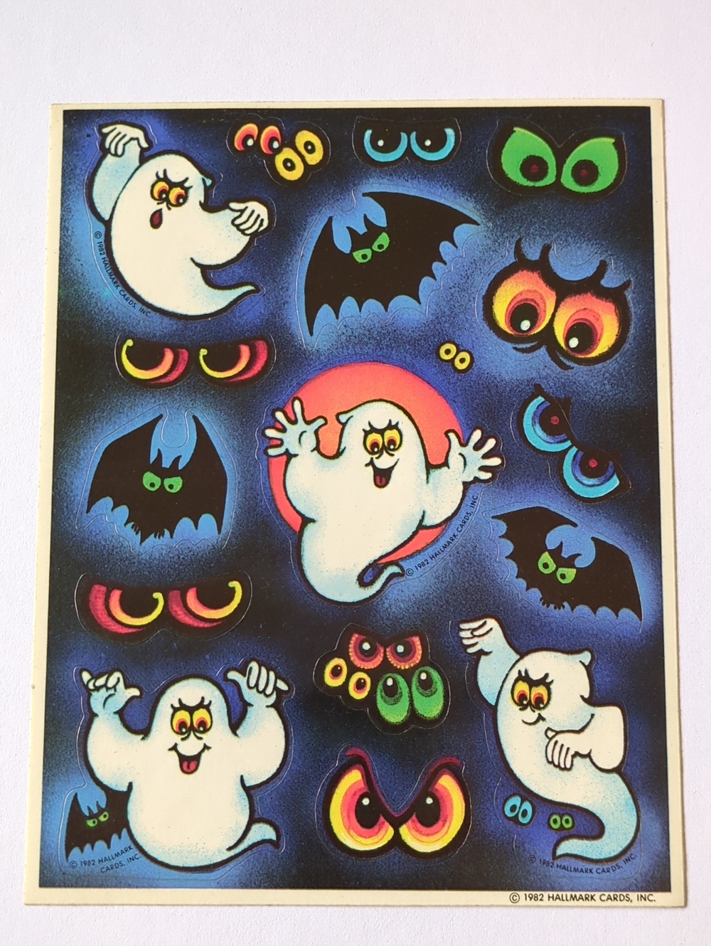 ☀️Vintage Hallmark White Ghosts, Eyes & Bats Halloween Stickers - 1980s